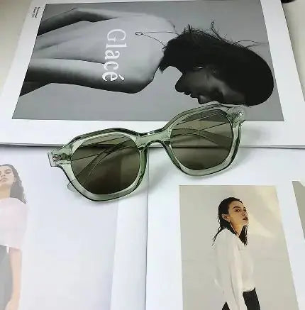 Volleria Stylish  UV Sunglasses Volleria