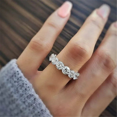 Volleria Eternity Silver Ring