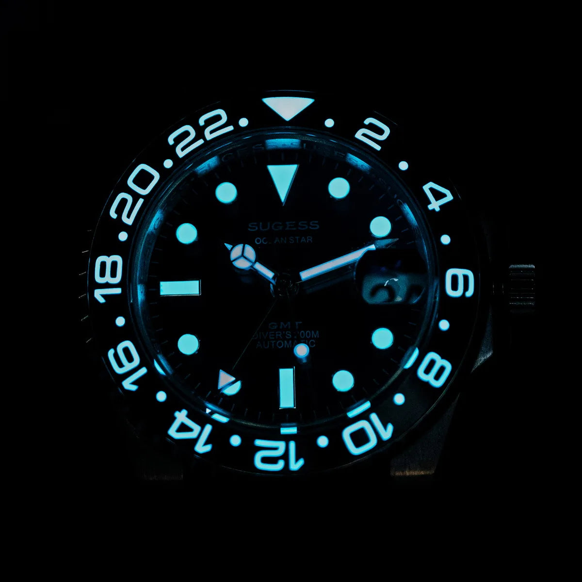 Sugess GMT Diving Watch of Men Automatic Mechanical Waterproof Wristwatches Peacock SL3032 Movement Ceramic Bezel Jubille Band Volleria