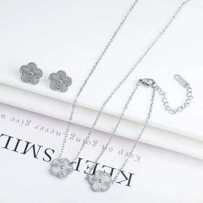 Simple 316L Stainless Steel Flower Five Leaf Necklace Bracelet Earrings 18K Gold Plated Jewelry Set For Women Girl Gift Clover Volleria