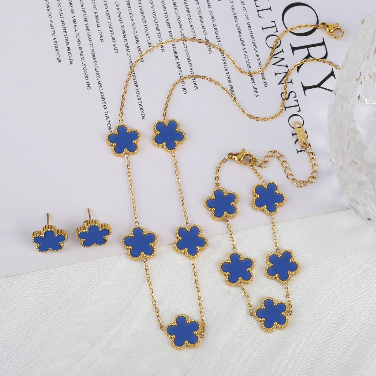 Simple 316L Stainless Steel Flower Five Leaf Necklace Bracelet Earrings 18K Gold Plated Jewelry Set For Women Girl Gift Clover Volleria