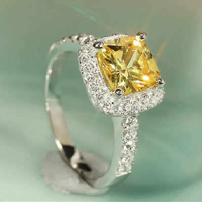 Volleria Canary Crystal Ring