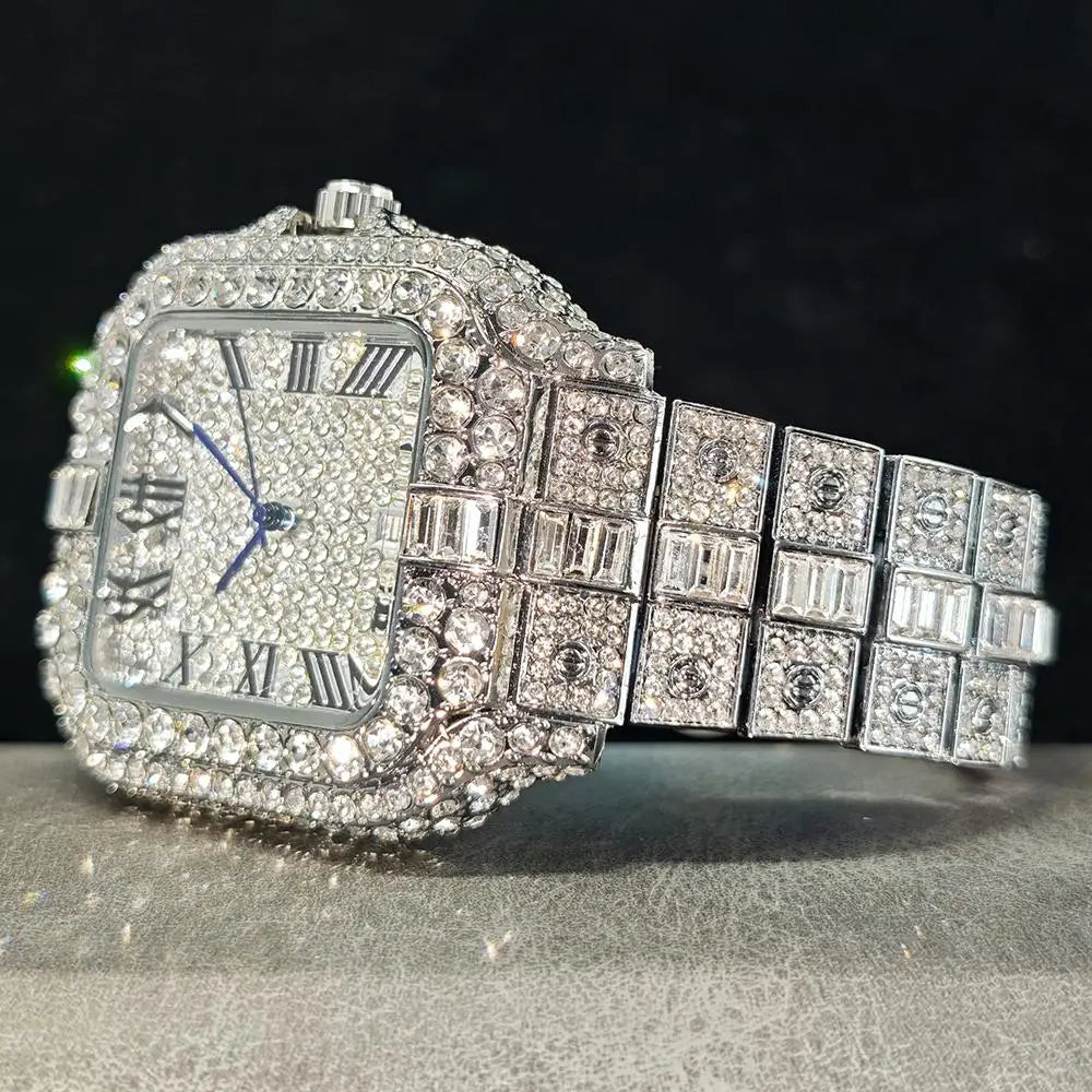 UNIGUET Fashion Diamond Watch for Men Luxury Waterproof Square Quartz Clocks Hip Hop Ice Out Jewelry Wristwatch Male Hot Sell Volleria