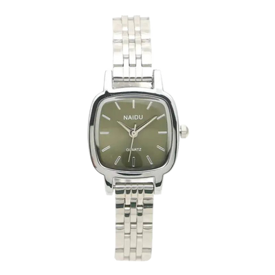 Volleria Elegant Oval Quartz Timepiece